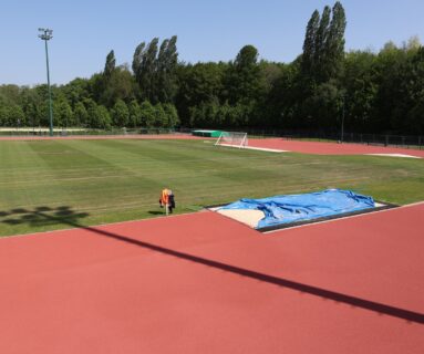 La nouvelle piste d'athlétisme de Flers bientôt en service